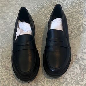 Quince Italian Leather Lug Sole Loafer Black Shoes 9 brand new